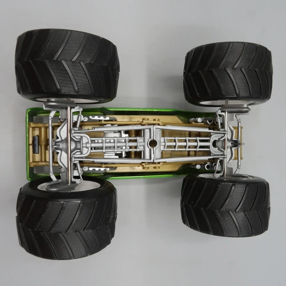 Hot Wheels‎ Monster Jam Truck WWE Raw The Rock 1:24 Lime Green Toy